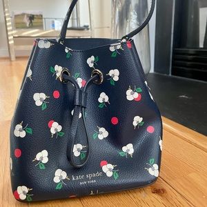 Kate Spade bucket bag